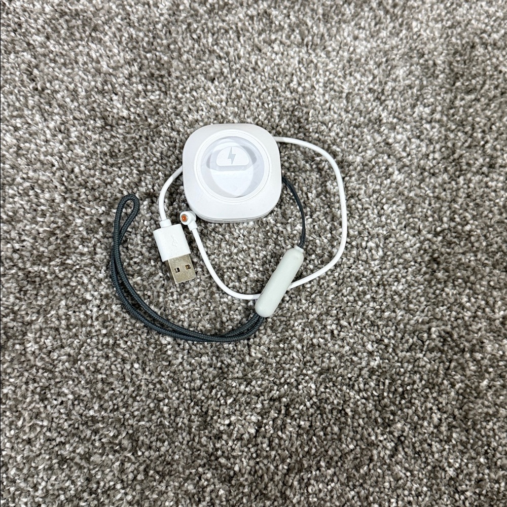 2 for $10!!! Smart ring portable charger